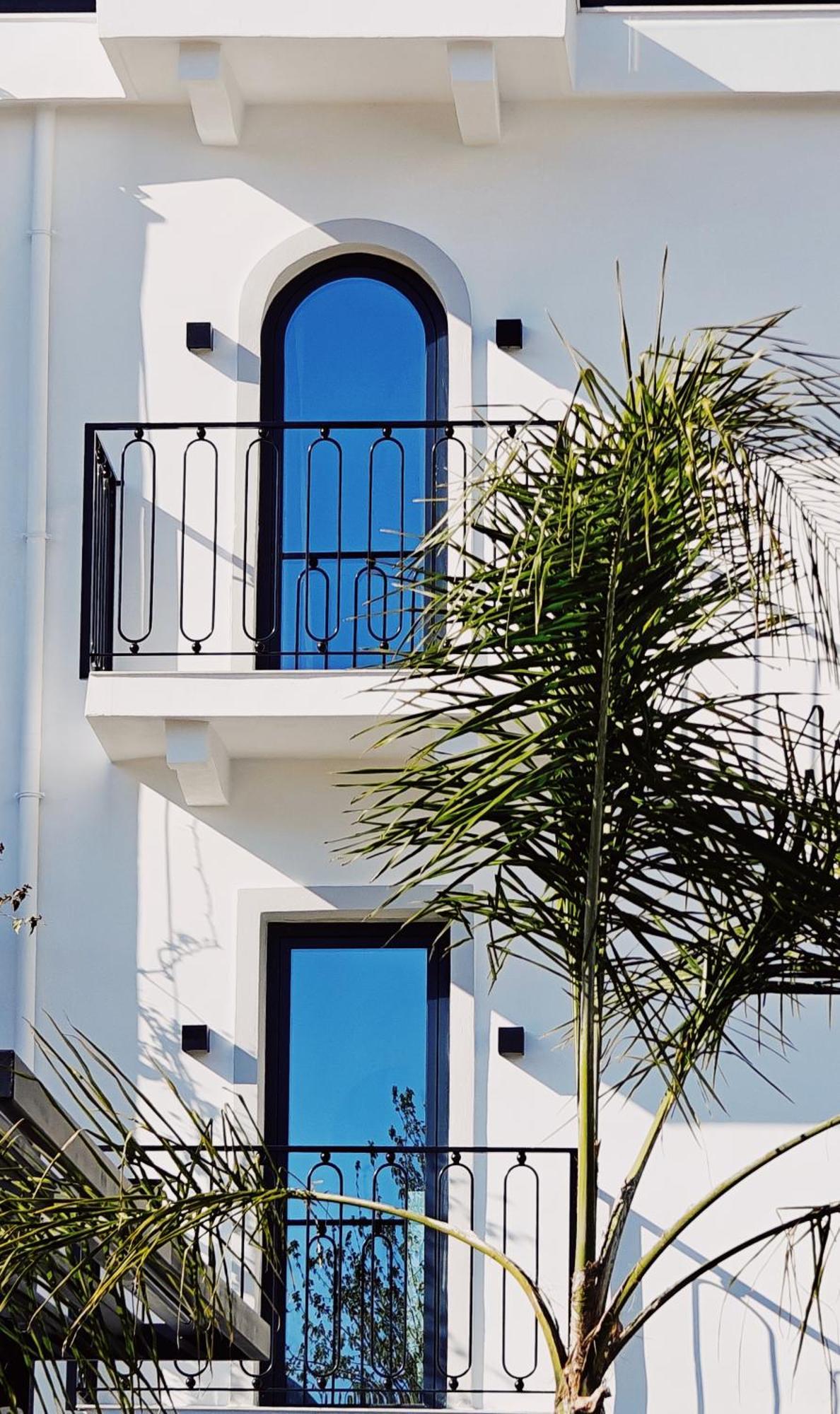 Villa Margarit Boutique Hotel Sarande Bagian luar foto