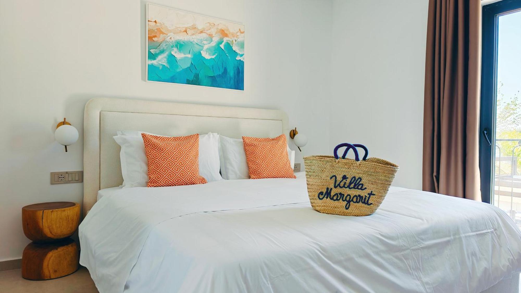 Villa Margarit Boutique Hotel Sarande Bagian luar foto