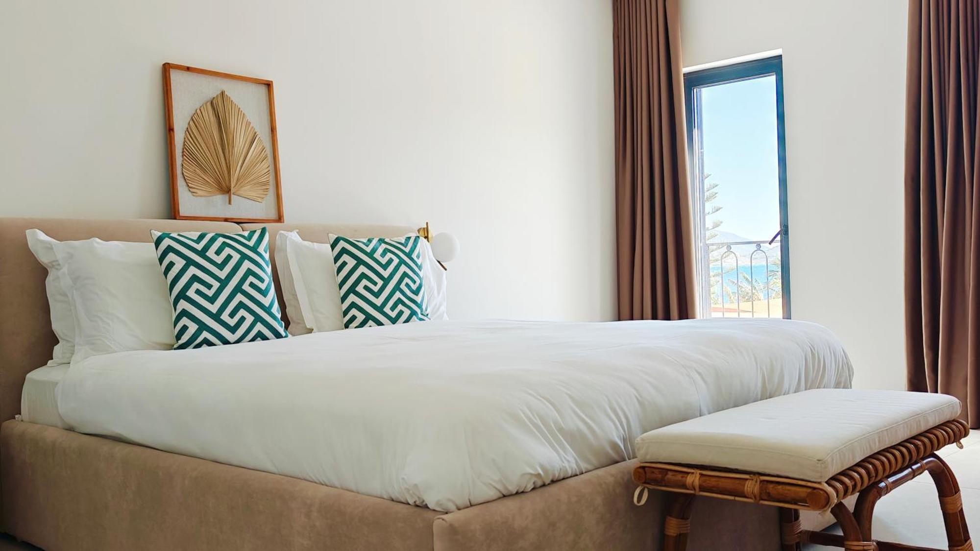 Villa Margarit Boutique Hotel Sarande Bagian luar foto