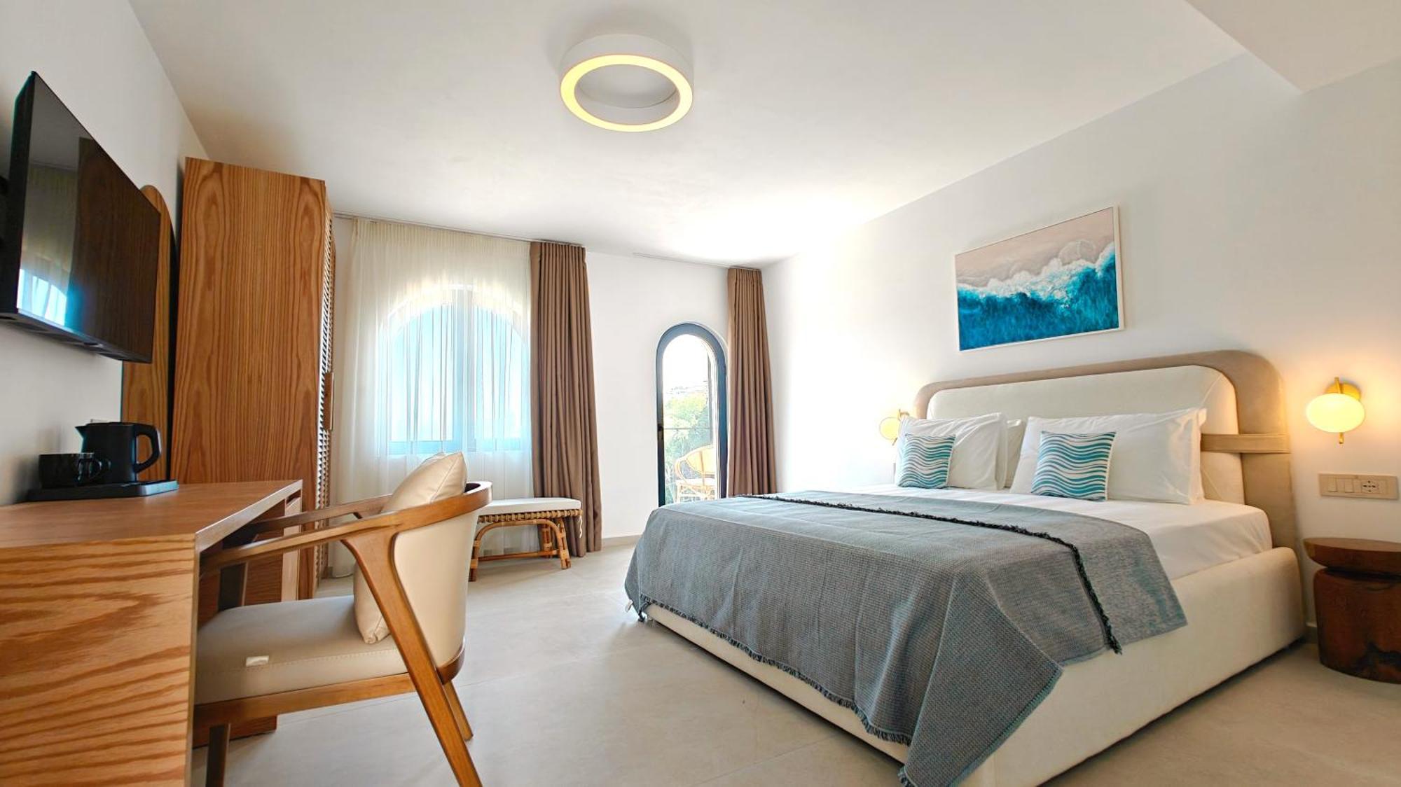 Villa Margarit Boutique Hotel Sarande Bagian luar foto