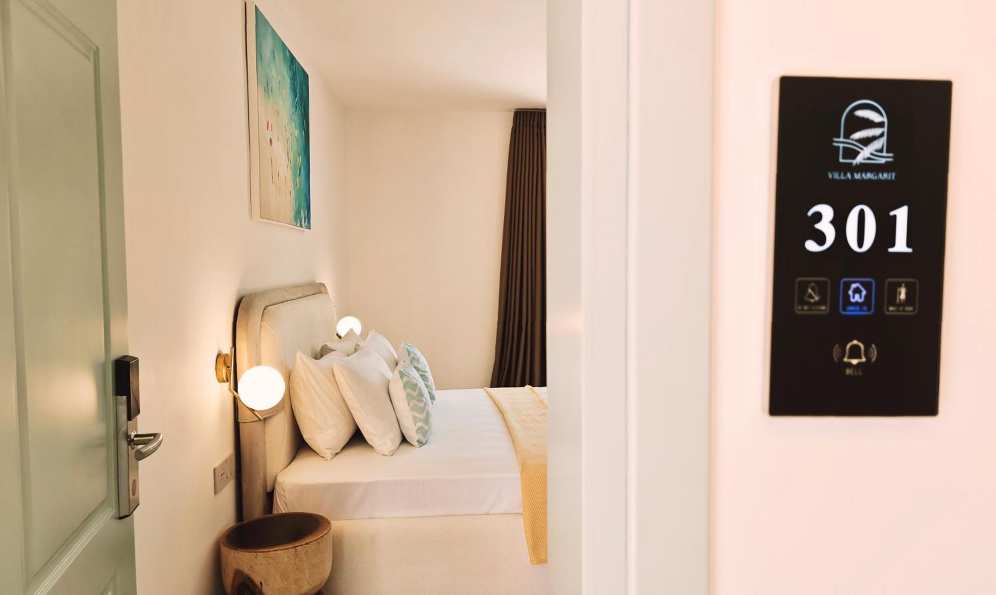 Villa Margarit Boutique Hotel Sarande Bagian luar foto
